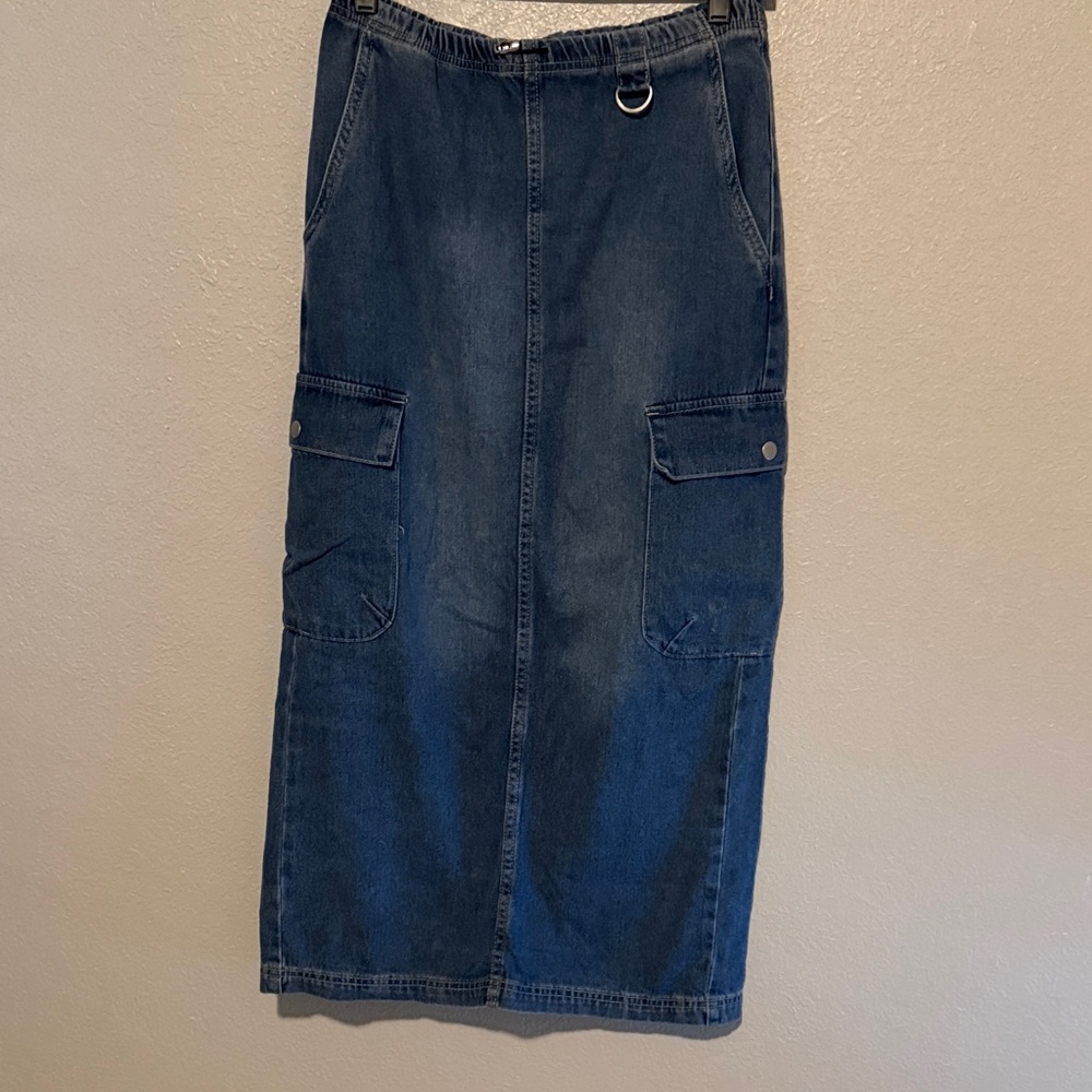 Denim Midi Skirt with Pockets